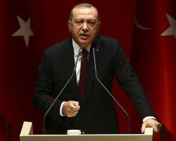 أردوغان يشنُّ هجوماً لاذعاً ضد فرنسا، ويعتبر تصرفها عداءً صريحاً لبلاده