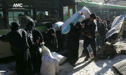 وصول أول قافلة من المحاصرين في حلب إلى مناطق سيطرة الثوار