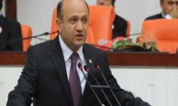 تركيا تحذر عناصر 