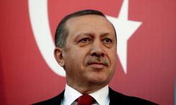 أردوغان يبحث مع ميركل إيصال المساعدات الإنسانية لمدينة حلب