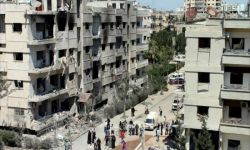 قوات الأسد تفرض الحصار من جديد على حي الوعر